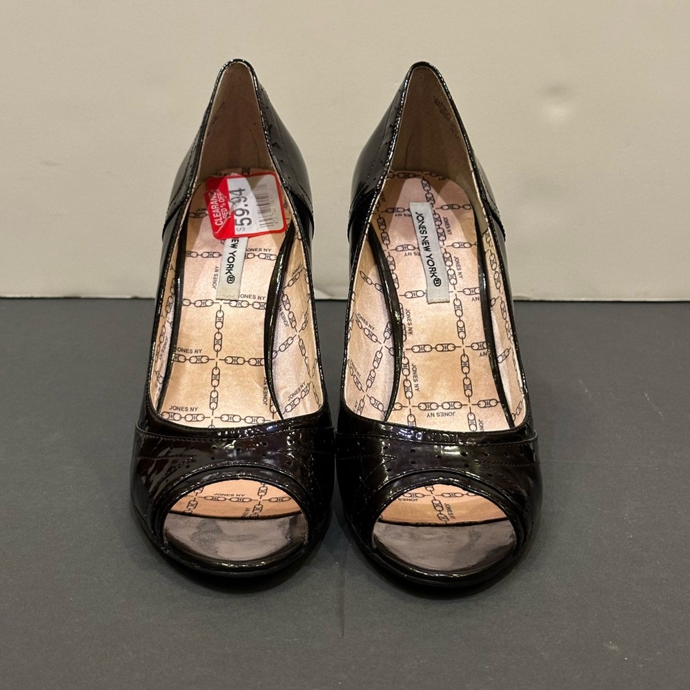 NWT Jones New York Black Patent Peep Toe Heels